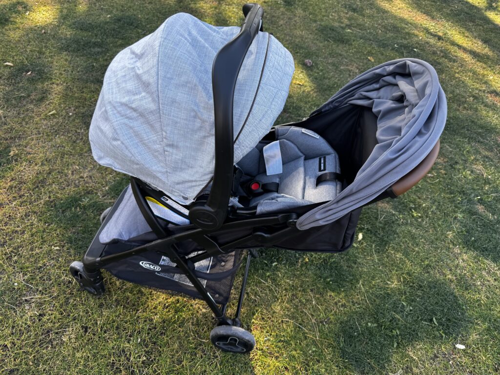 Graco Ready2Jet with Car Seat