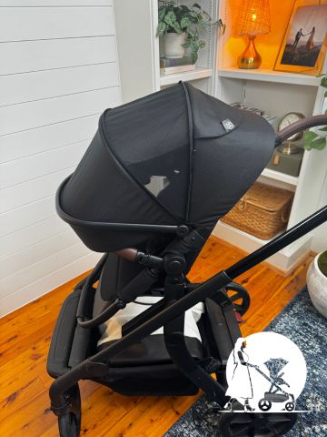 Momcozy ChangeGo Canopy coverage