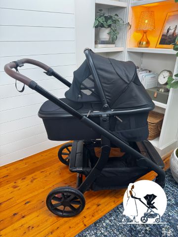 Momcozy Changego Bassinet 